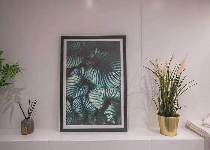 Apartment Spacious ~ 150m Main Square ~ Self Check-in 24h Breslau